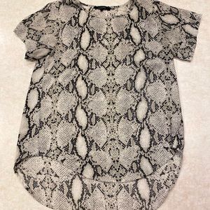 OLIVIACEOUS SNAKE BLOUSE
